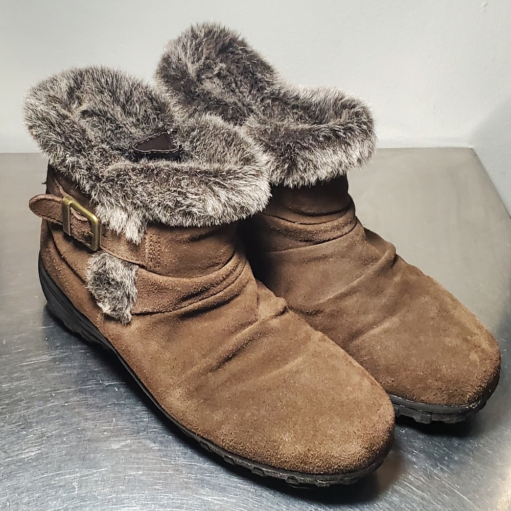 KHOMBU Lindsey Booties 9